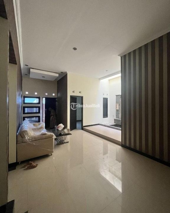 Dijual rumah Siap Huni LT121 LB138 3KT 2KM Legalitas SHM Siap Huni 2 Lantai - Sleman Yogyakarta