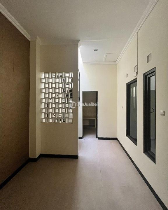 Dijual rumah Siap Huni LT121 LB138 3KT 2KM Legalitas SHM Siap Huni 2 Lantai - Sleman Yogyakarta