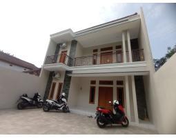 Dijual Rumah 2 Lantai LT166 LB150 5KM 6KT SHM Siap Huni - Sleman Yogyakarta 