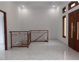 Dijual Rumah Mewah Siap Huni 2 Lantai Murah LT166 LB150 - Sleman Yogyakarta 