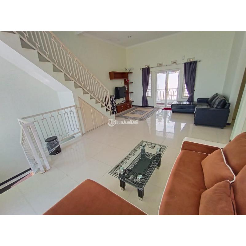 Villa Disewakan untuk Weekend Kapasitas 20 Orang Siap Huni Nyaman - Batu Jawa Timur