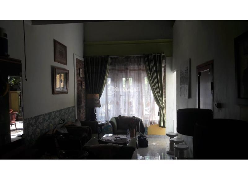 Jual Rumah Komplek DPR LT190 LB300 6KT 4KM di Jl. Kemiri Blok J 6 no 14. Pulogebang - Jakarta Timur