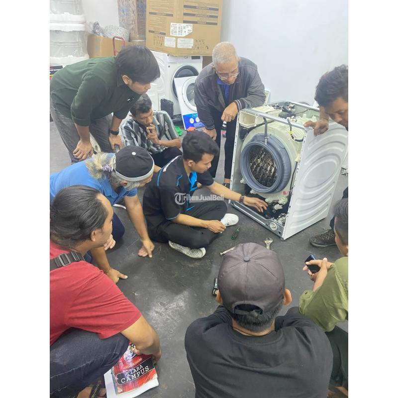 Trendcentre Sinergi Membangun Masa Depan Pendidikan Melalui EduAksi - Bogor Kota Jawa Barat