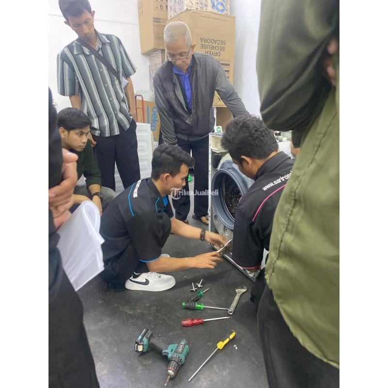 Trendcentre Sinergi Membangun Masa Depan Pendidikan Melalui EduAksi - Bogor Kota Jawa Barat