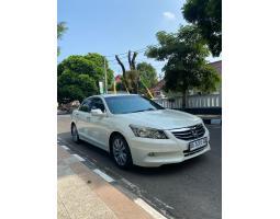 Mobil Honda Accord VTIL 2011 Bekas Surat Lengkap - Yogyakarta