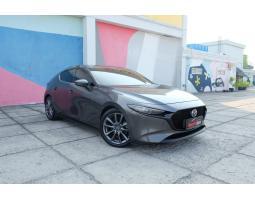 Mobil Mazda 3 Skyactive-G 2.0 Sunroof Tahun 2020 Siap Pakai - Jakarta Utara 