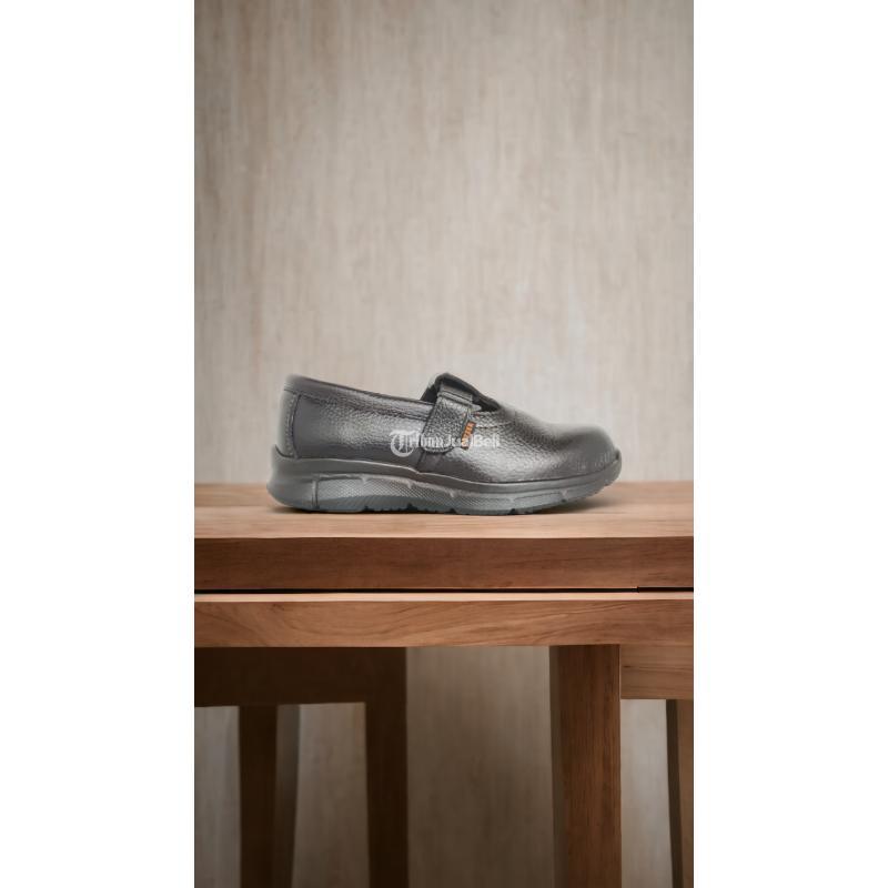 Grosir Sepatu Safety Lapangan Tinggi di Bawah Mata Kaki - Muara Enim Sumatera Selatan