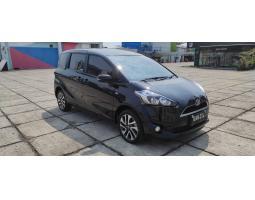 Mobil Toyota Sienta V 2019 AT Bekas Pajak Hidup KM 10RB Plat Genap - Jakarta Utara