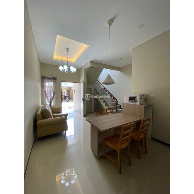 Dijual Rumah Cantik 2 Lantai Siap Pakai Dalam Perumahan Dekat UII LT121 LB114 SHM - Sleman Yogyakarta