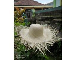 Topi Pandan Banyak Warna - Buleleng Bali 