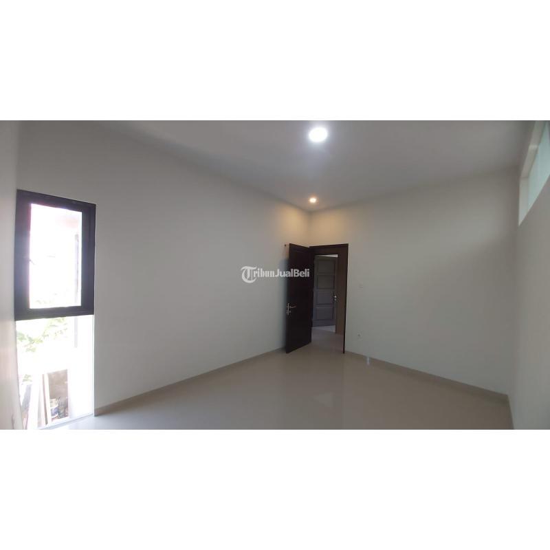 Jual Rumah 2 Lantai Baru Luas 235 m2 Dekat Sekolah Internasional YIS - Sleman Jogja