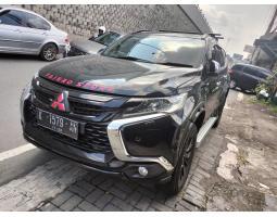 Mobil Mitsubishi Pajero Sport Dakar Rockford 2020 Bekas Warna Hitam - Yogyakarta
