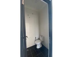 Dijual Rumah Rasa Villa LT72 LB45 Lokasi Strategis Akses Mudah Dekat Pusat Kota - Bandung Barat