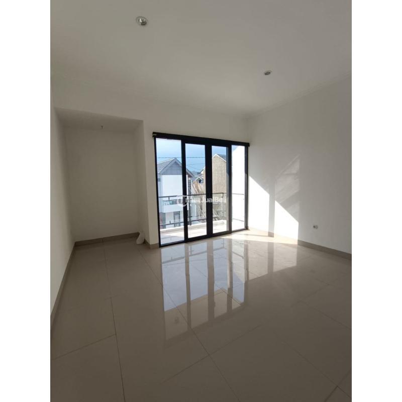 Jual Rumah Mewah Baru Tipe 90 View Pegunungan Di Cihanjuang Cisasawi Akses Mudah Akses 2 Mobil - Bandung Barat Jawa Barat