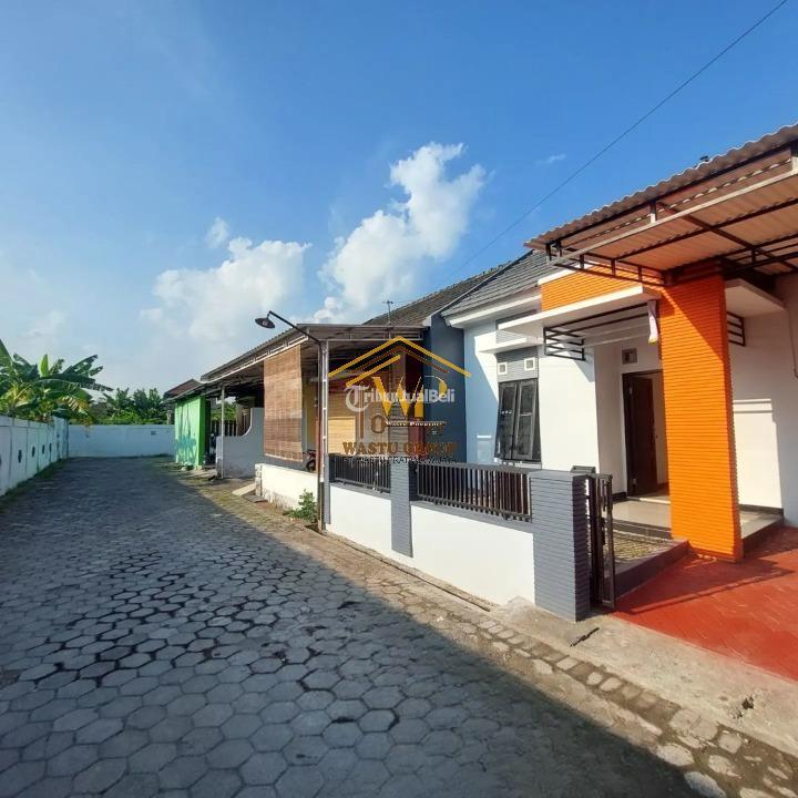 Jual Rumah Baru LT93 LB60 Dekat Pemukiman Area Banguntapan Harga Terjangkau Fasilitas Dekat - Bantul Yogyakarta