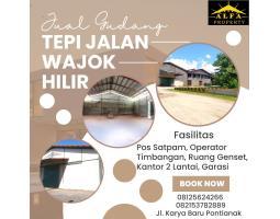 Jual Gudang 8 Unit  Tanah Luas Kawasan Industri Wajok Hilir Siantan Pontianak Utara - Pontianak Kalimantan Barat