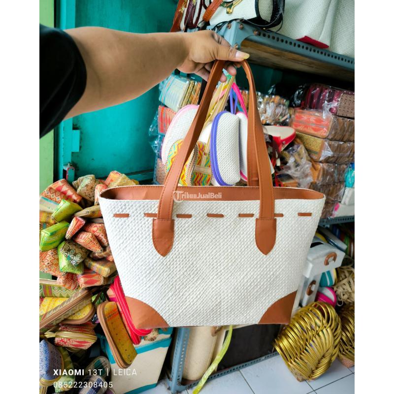 Tas Pandan Kondangan Pandan Tas Pesta Kondangan - Banjarmasin Kalimantan Selatan