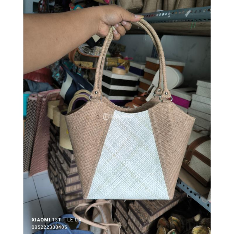 Tas Pandan Kondangan Pandan Tas Pesta Kondangan - Banjarmasin Kalimantan Selatan