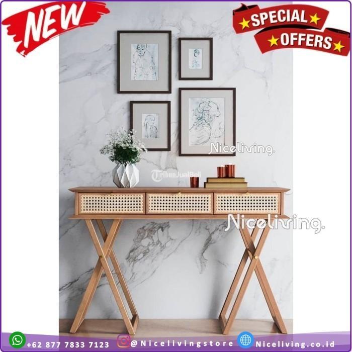 Meja Konsul Ruang Tamu Kayu Jati Kombonasi Rotan - Jakarta Selatan