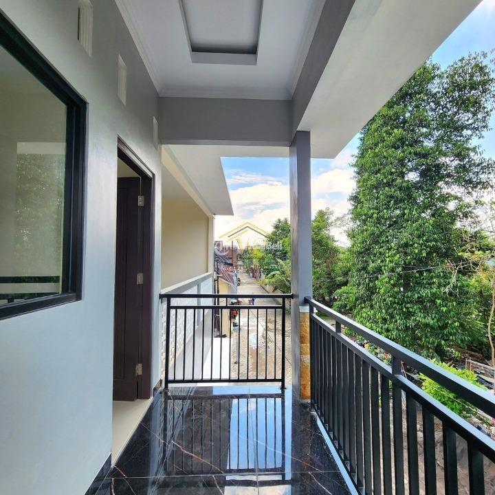 Dijual Rumah 2 Lantai LT116 LB140 4KT 4KM Legalitas SHM Siap Huni - Sleman Yogyakarta