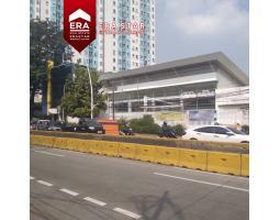 Jual Bekas Showroom Mobil dan Bengkel Luas 1.834 m2 Jalan Jatinegara Barat - Jakarta Timur