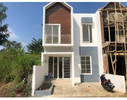 Jual Rumah Cantik 2 Lantai Tipe 73 Baru dekat Wisata Batu - Malang Jawa Timur 