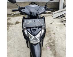 Motor Honda Beat Fi Bekas Tahun 2016 Hitam Mulus Lengkap - Jakarta Timur