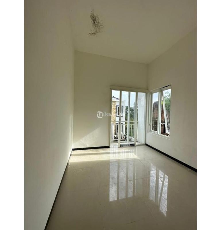 Jual Rumah 2 Lantai Baru Tipe 73 Siap Huni Di Dekat Batu - Malang Jawa Timur