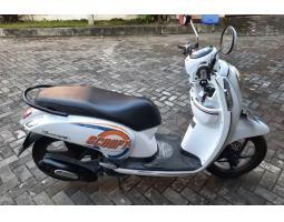 Motor Honda Scoopy Putih Bekas Tahun 2016 Sangat Terawat - Bantul Yogyakarta