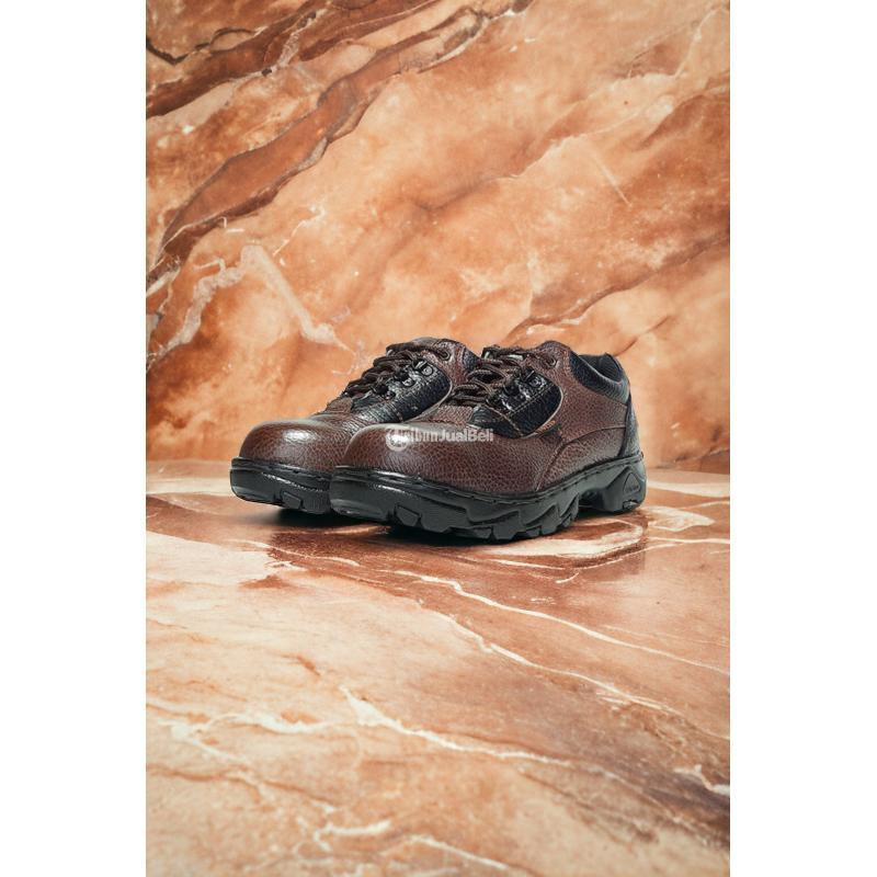 Terlaris Safety Shoes Indonesia Bahan Kulit Sapi Asli - Banjarmasin Kalimantan Selatan