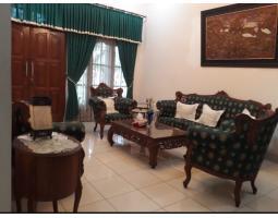 Rumah Jogja 2 Lantai Bonus Toko Lt 440 m LB 526 m SHM dan IMB - Sleman