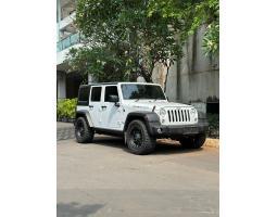 Mobil Jip Rubicon Axle Lock Swaybar 2014 Jok Coklat - Yogyakarta 