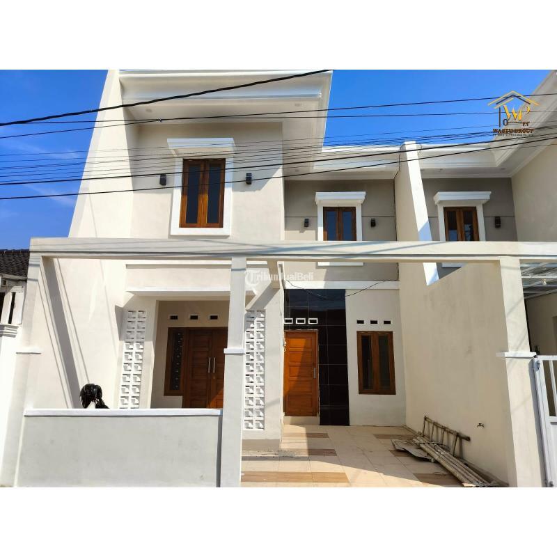 Dijual Rumah Siap Huni 2 Lantai LT90 LB130 SHM 3KT 2KM Dekat Transmart - Sleman Yogyakarta