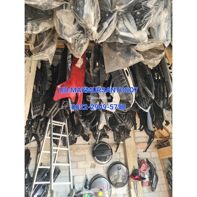 Bemper Mobil Seken Dijamin Orisinil dan Presisi - Bekasi Jawa Barat