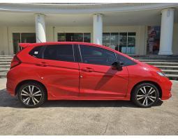 Mobil Honda Jazz RS 1.5 Matic 2018 Warna Merah Siap Pakai - Malang Jawa Timur 