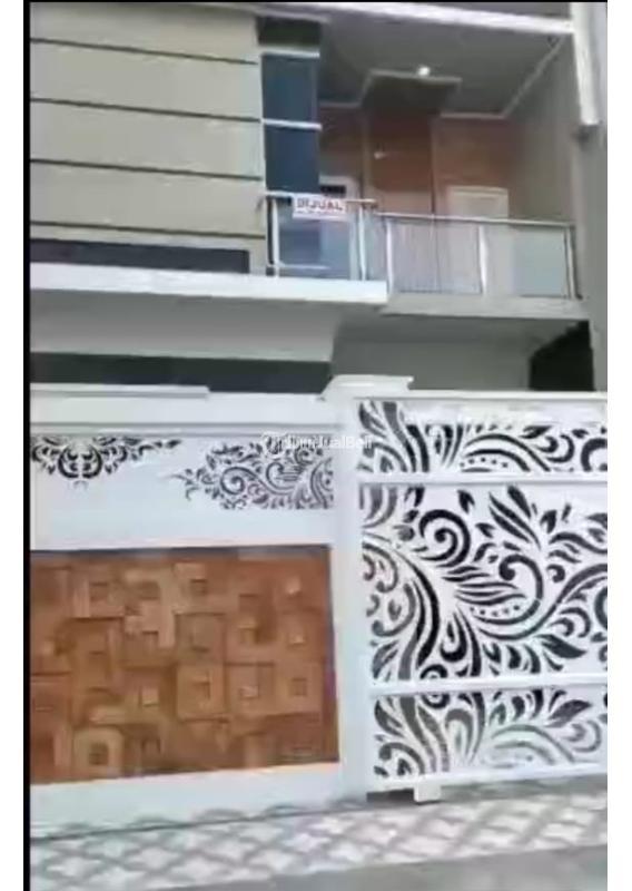 Dijual Rumah Baru Cantik Mewah LT162 LB300 Dekat Mall Paragon Mangkubumen Banjarsari Solo - Surakarta Jawa Tengah