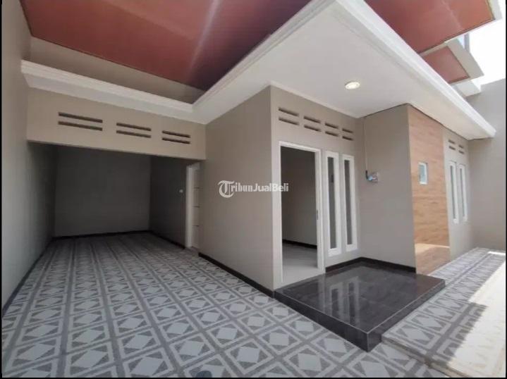 Dijual Rumah Baru Cantik Mewah LT162 LB300 Dekat Mall Paragon Mangkubumen Banjarsari Solo - Surakarta Jawa Tengah
