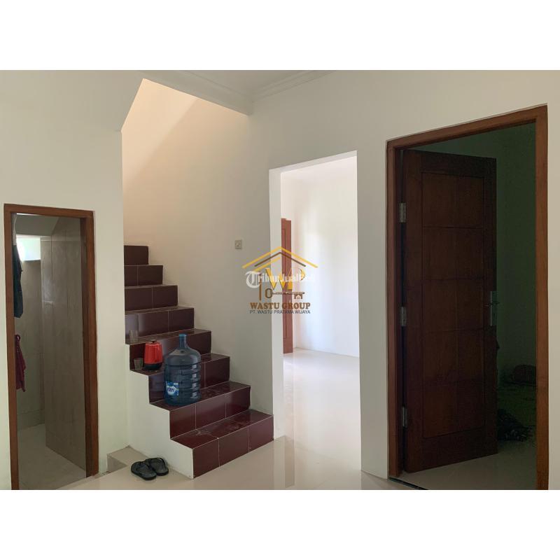 Dijual Rumah Mewah 2 Lantai LT91 LB100 SHM 3KT 2KM Dekat Fasilitas Pendidikan - Bantul Yogyakarta