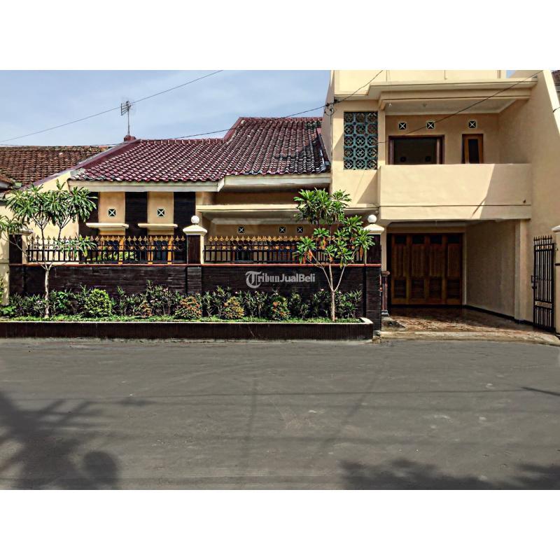 Dijual Rumah Siap Huni Luas 285 m2 Bekas dekat Jl. Ijen Boulevard - Malang Kota Jawa Timur