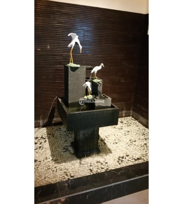 Dijual Rumah Siap Huni Luas 285 m2 Bekas dekat Jl. Ijen Boulevard - Malang Kota Jawa Timur