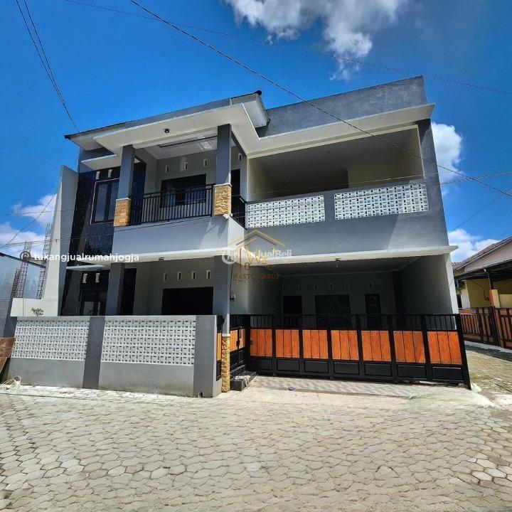 Dijual Rumah 2 Lantai LT116 LB140 4KT 4KM Legalitas SHM Lokasi Strategis - Sleman Yogyakarta