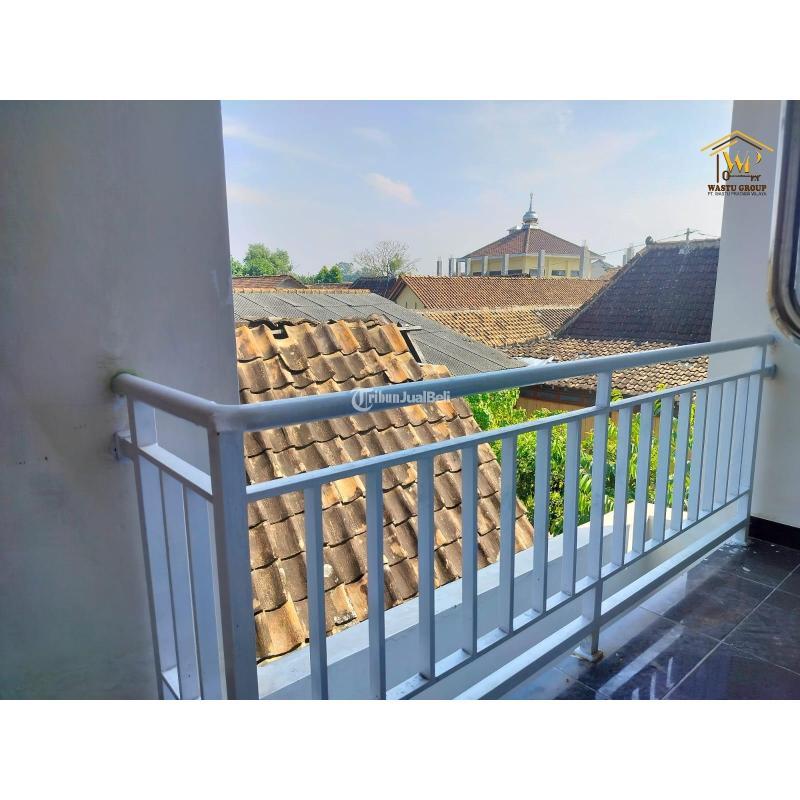 Dijual Rumah Mewah 2 Lantai Luas 90m Tipe 130 SHM 3KT 2KM Dekat Dengan Kampus di Depok - Sleman Yogyakarta