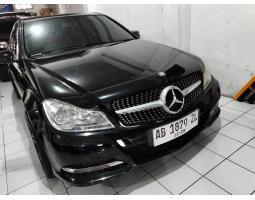 Mobil Mercedes Benz C 200 2013 Hitam Bekas Terawat Siap Pakai - Yogyakarta