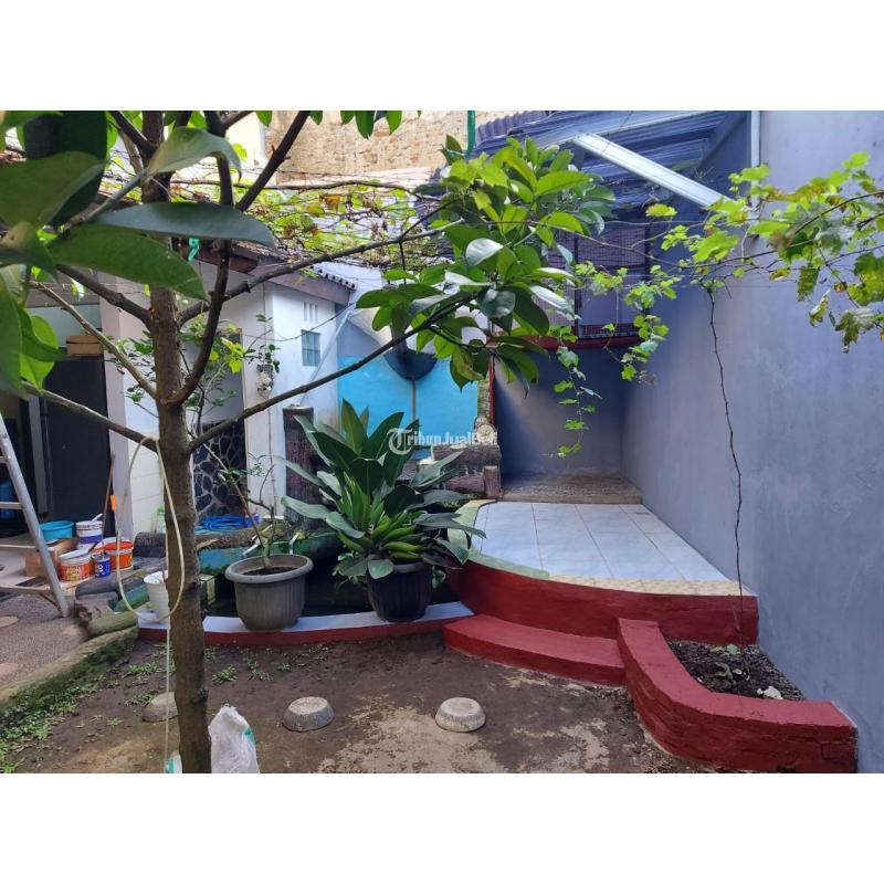 Jual Rumah Bekas Terawat Asri Luas 230 m2 dekat Alun-Alun Cimahi Legal Lengkap Tanah Luas - Cimahi Jawa Barat