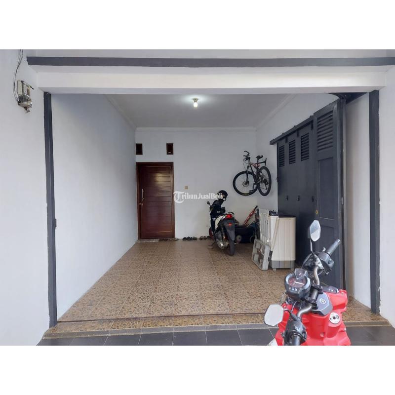 Jual Rumah Bekas Terawat Asri Luas 230 m2 dekat Alun-Alun Cimahi Legal Lengkap Tanah Luas - Cimahi Jawa Barat