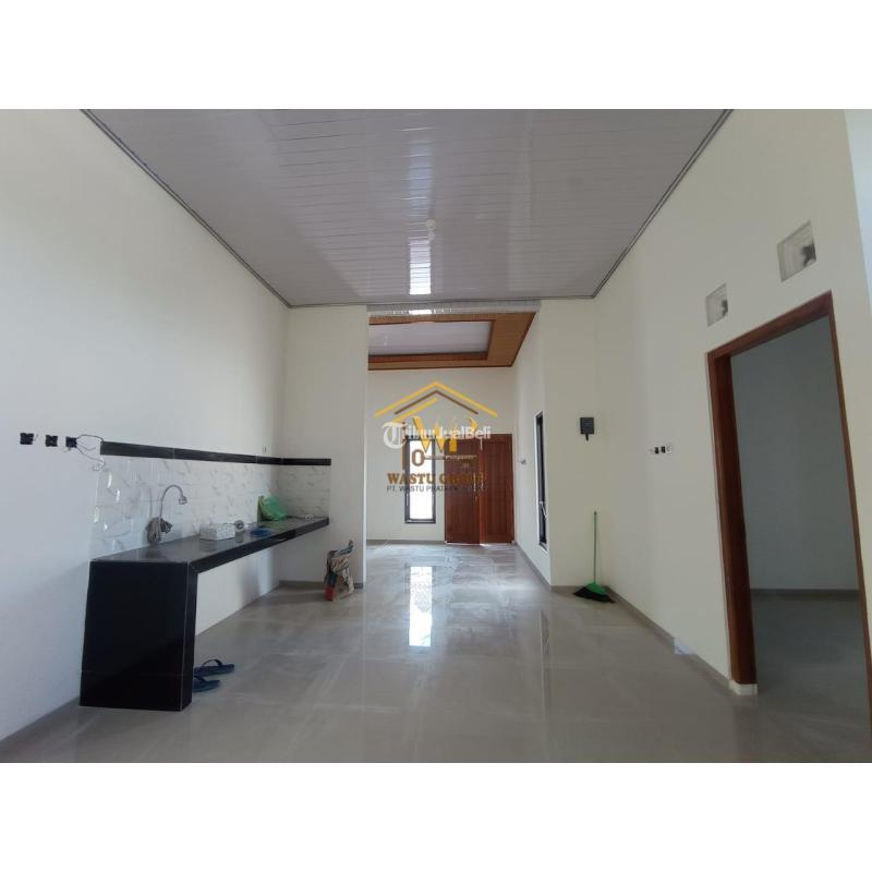 Dijual Rumah LT137 LB100 3KT 2KM Legalitas SHM Lokasi Strategis - Sleman Yogyakarta