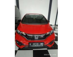 Mobil Honda Jazz RS Bekas Tahun 2019 Warna Merah Siap Pakai  Kudus Jawa Tengah