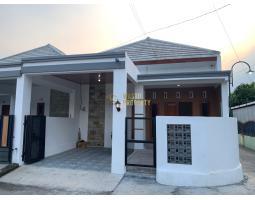 Dijual Rumah Murah Jogja, Posisi Hook LT83 LB50 SHM 3KT 2KM, Dekat Kids Fun Park - Bantul Yogyakarta