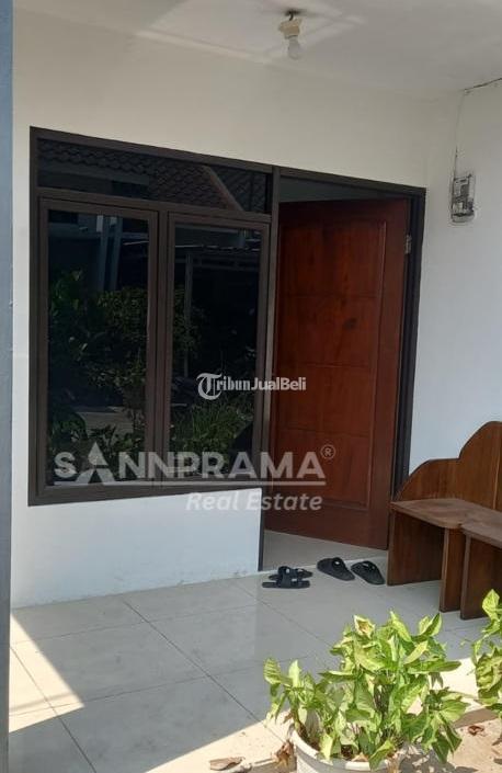 Dijual Rumah 2 Lantai Jagakarsa, Halaman Luas, dekat Setu Babakan Utami - Depok Jawa Barat