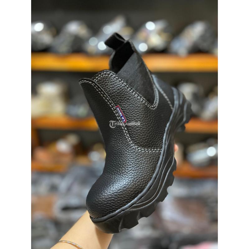 Sepatu Safety Boot Tanpa Tali Ujung Besi - Makassar Sulawesi Selatan
